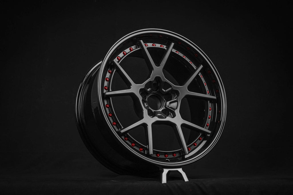 Ford Mustang GT Custom Concave Black and Red Wheels: RV-DF04