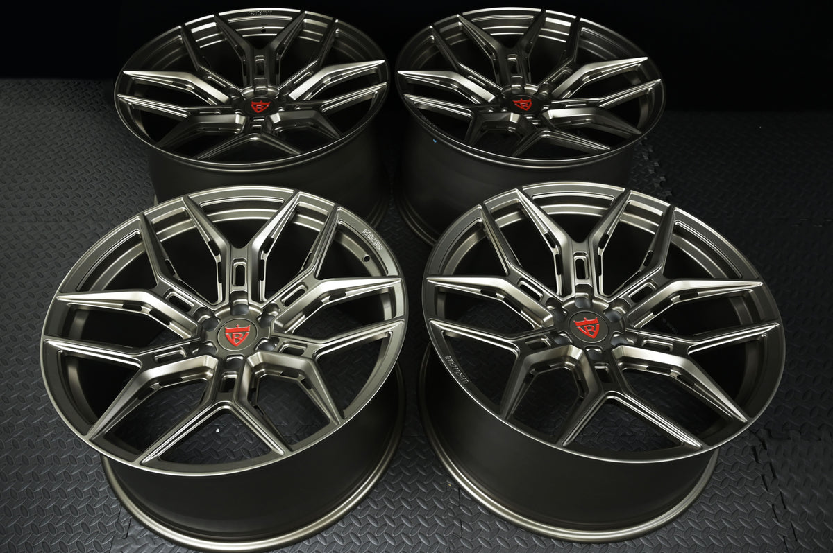 2018 GMC Canyon Denali .3.6L Matte Bronze Wheels : RV-MR616 custom forged wheels in matte bronze finish.