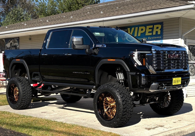 2025 GMC Denali 2500HD on RVRN Custom Wheels RV-T081 showcasing custom forged wheels and impressive real fitment.