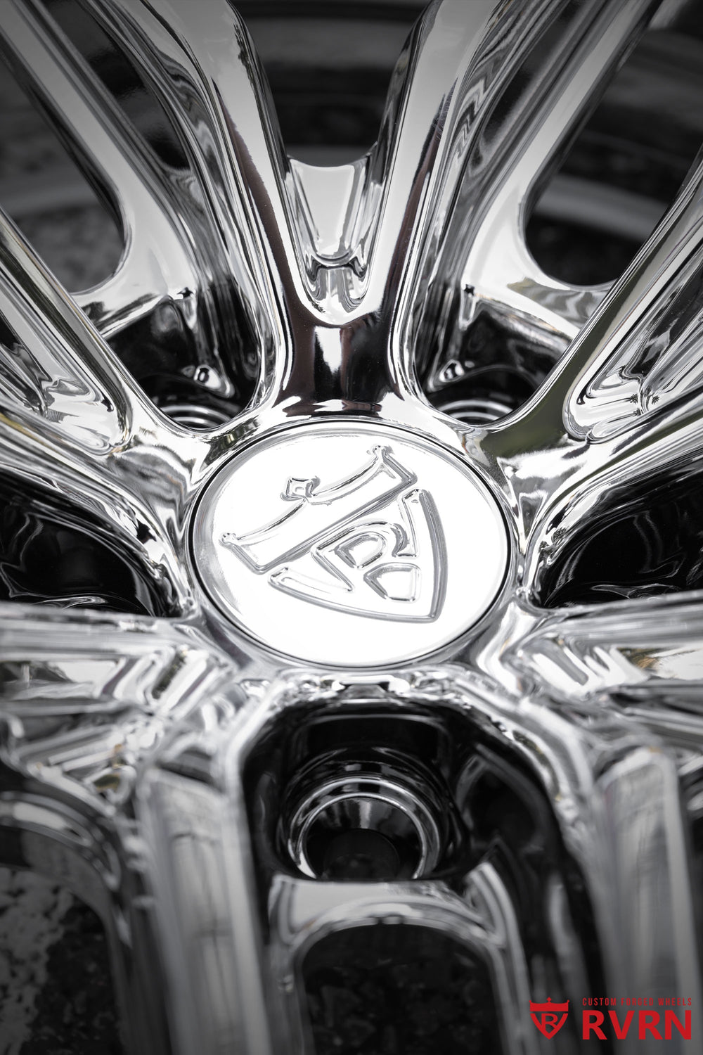 Close-up of the center cap and adjoining spokes on the RVRN RV-DP03 two-piece forged chrome wheel for a 1958 Ford Fairlane project; 19x9 -13.5MM front, 20x10 -58MM rear.
