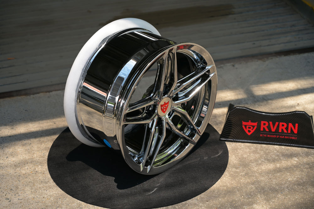 Precision fitment of 17 inch wheels on Corvette C2