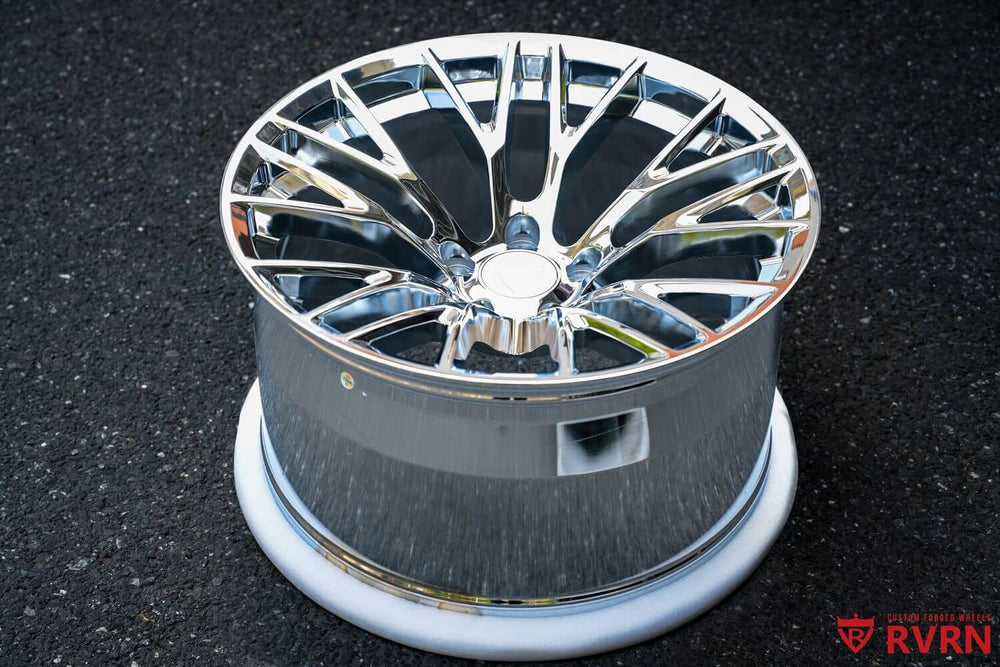 1965 Corvette C2 with RV-MC65 concave chrome custom wheels, front angle view