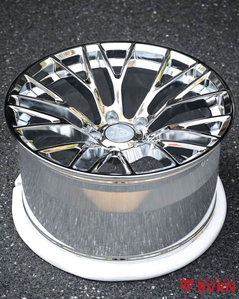 Rear angle of 1965 Corvette C2 on RV-MC65 concave chrome wheels