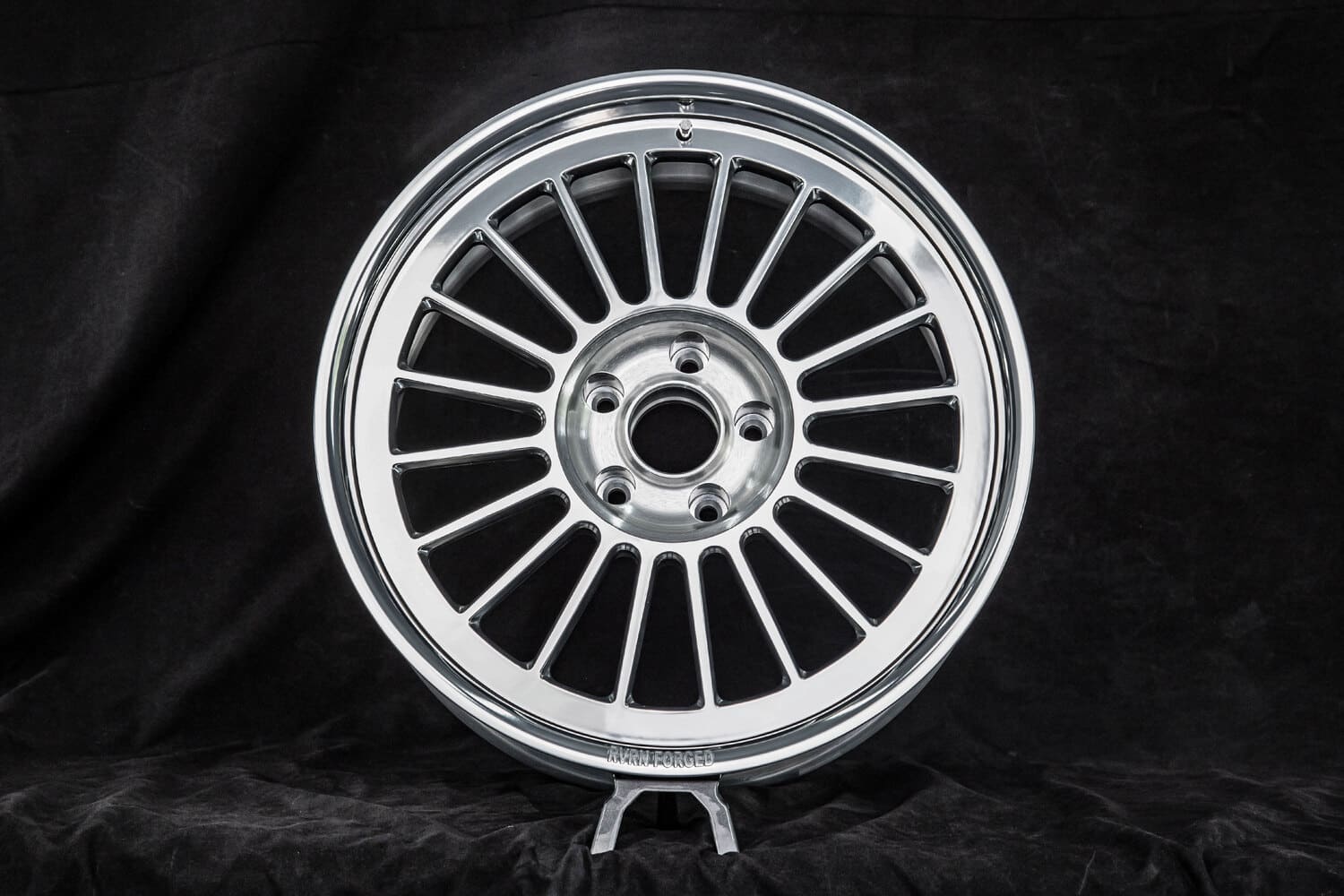 	Forged wheel structure and craftsmanship for vintage Lincoln