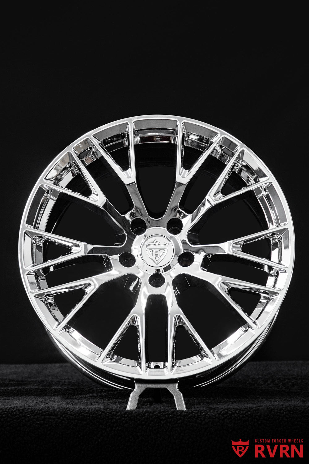 Front view of a 1967 Chevrolet Corvette C2 on RVRN RV-MC65 Y-spoke chrome forged wheels with custom 19x8 front and 20x8.5 rear fitment.