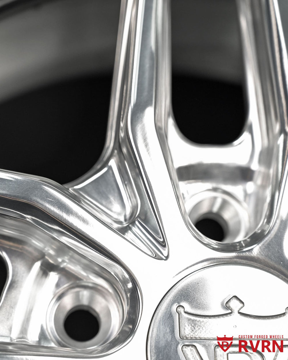 Deep lip RV-DP03 forged Mustang wheel with mirror polished finish designed for vintage muscle car enthusiasts
