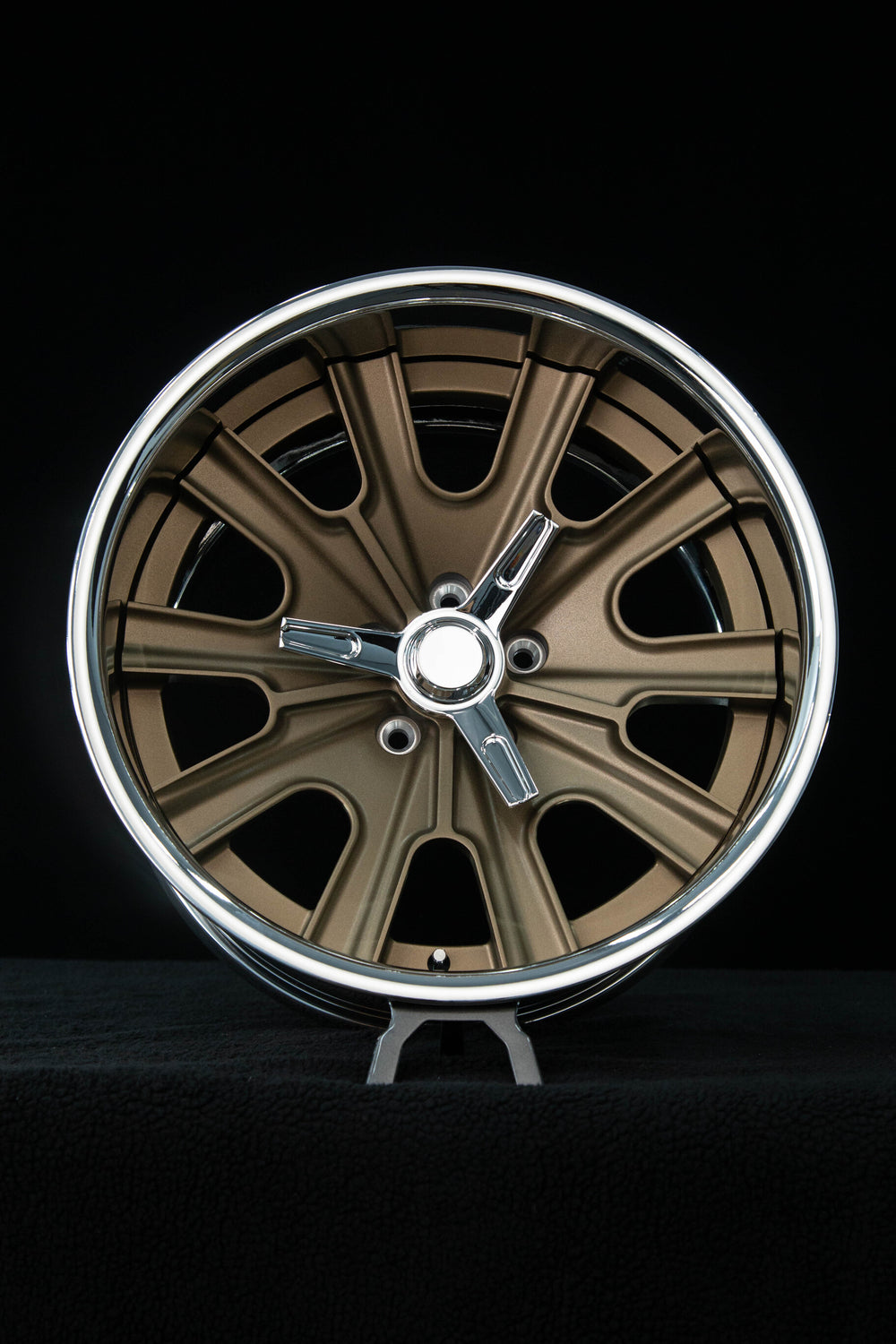 1969 Mustang RV-DF67 forged wheel close-up detail