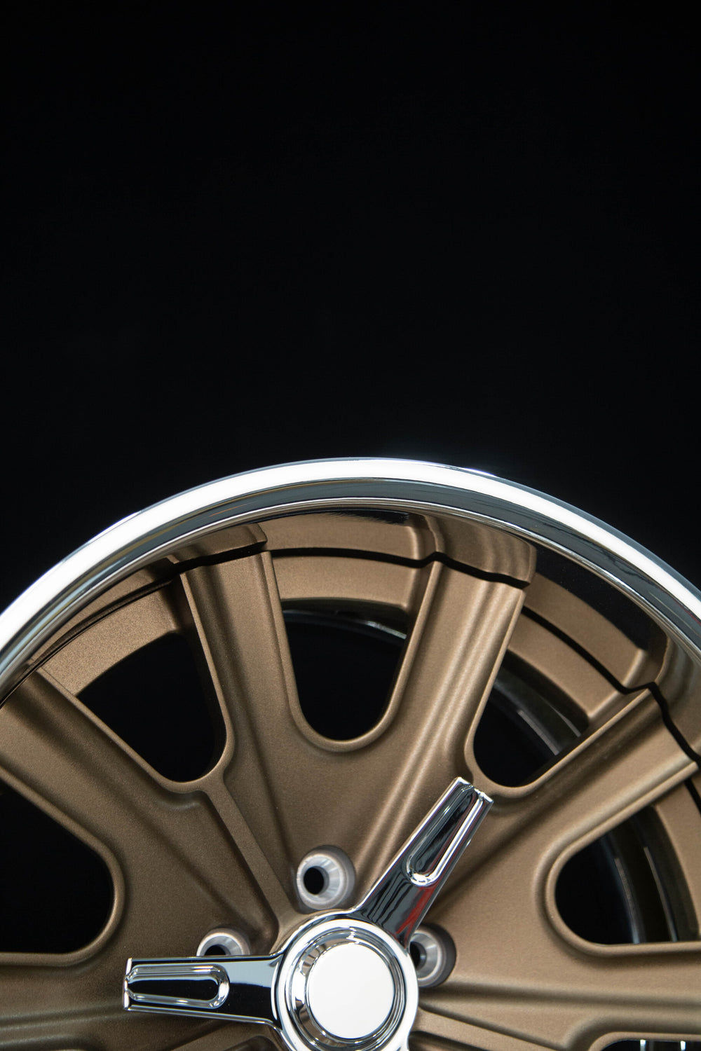 Chrome rims for 1969 Ford Mustang RV-DF67 rear angle