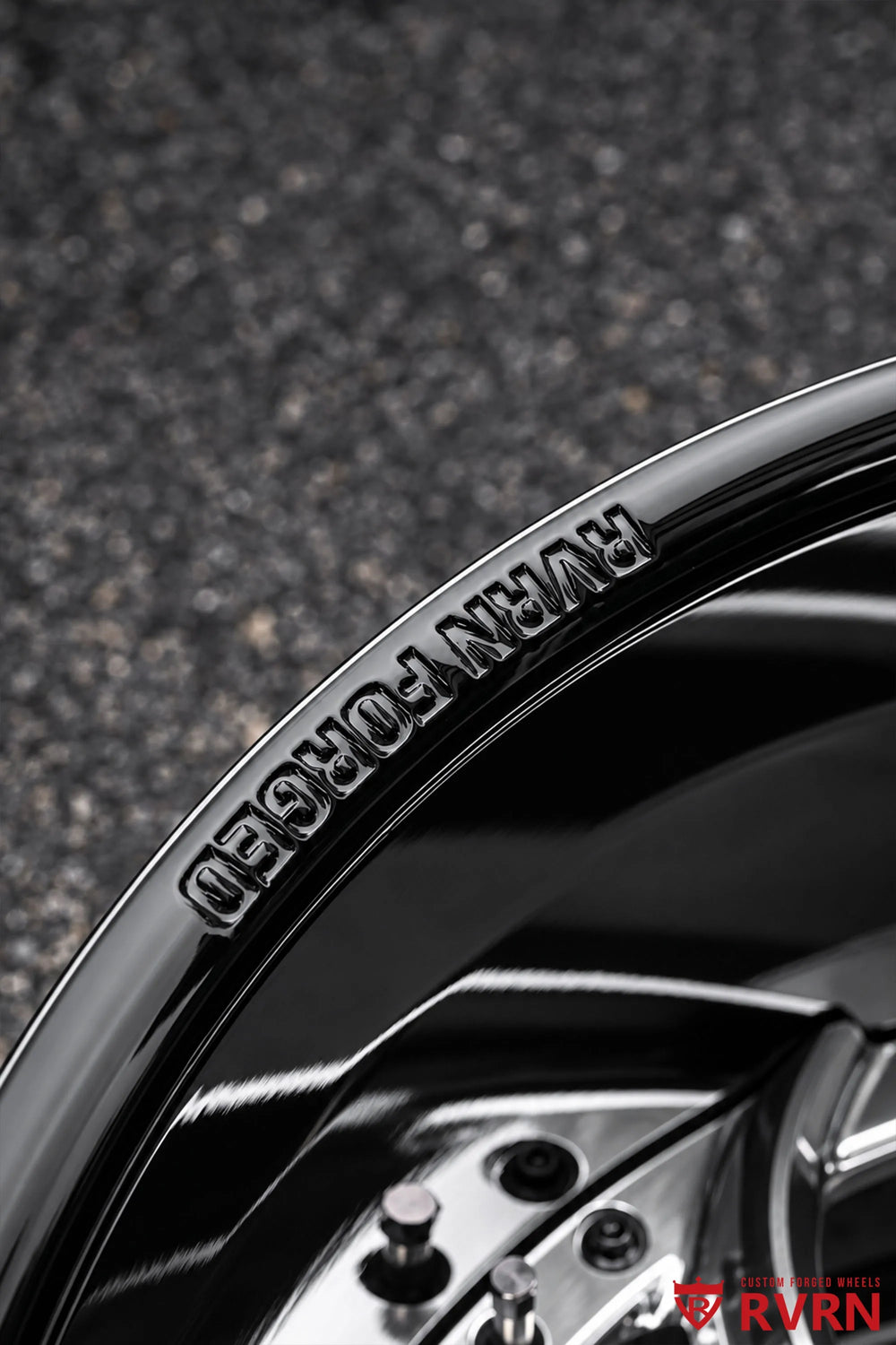 1969 Ford Mustang RV-DS016 forged 2-piece deep dish wheel detail showing the barrel lettering, black inner barrel, and surrounding hardware