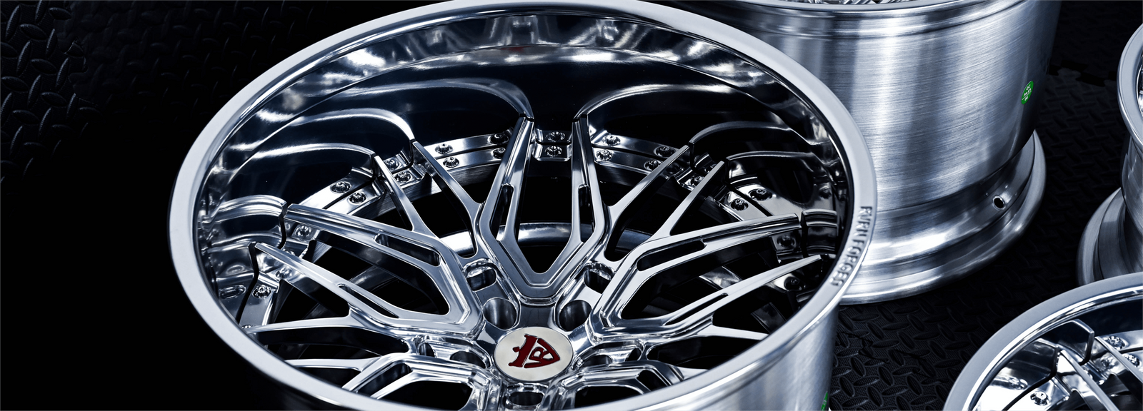 Custom 2-piece forged T081 deep dish wheels in polished finish on a classic 1969 Plymouth Road Runner restomod.