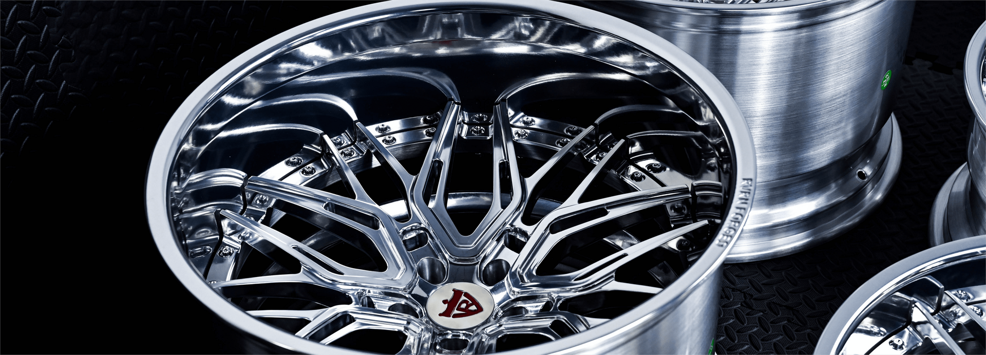 Custom 2-piece forged T081 deep dish wheels in polished finish on a classic 1969 Plymouth Road Runner restomod.