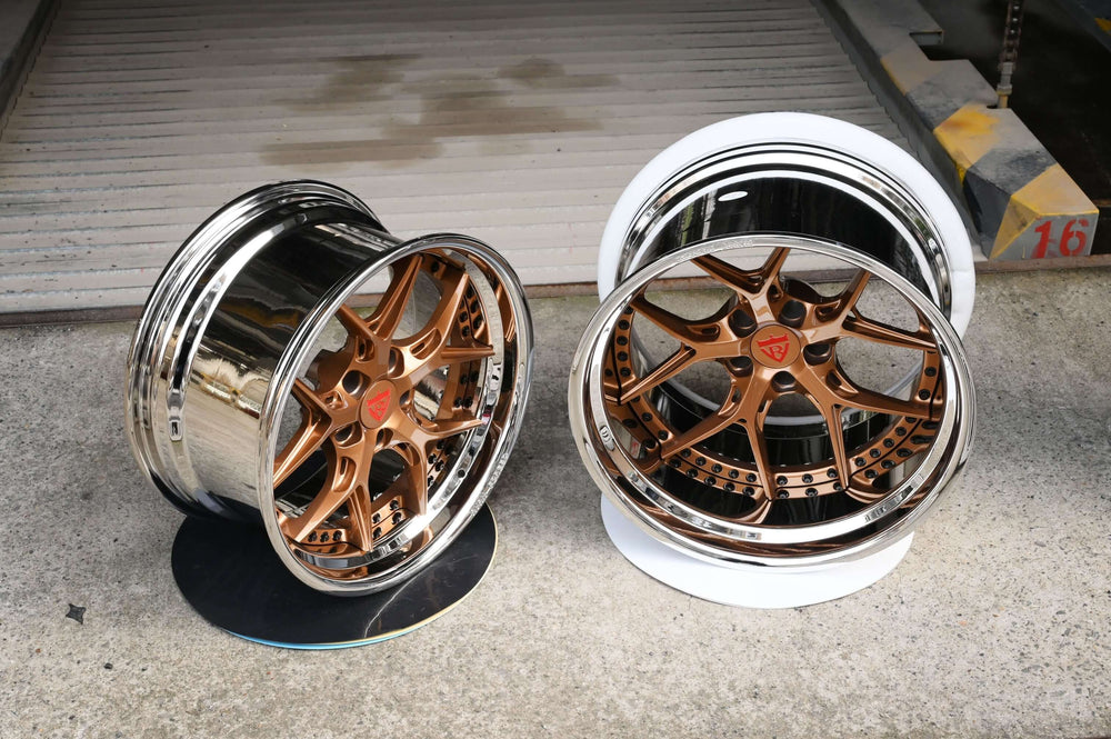 Custom forged deep dish wheels RV-DR08D on classic 1970 Dodge Charger in Glossy Purple Bronze and mirror Chrome.