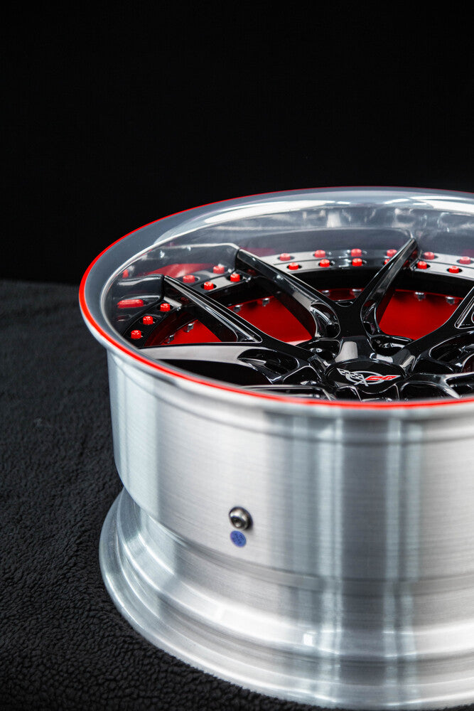 Close-up of RV-DR08D forged 2-piece aluminum wheels on C3 Corvette