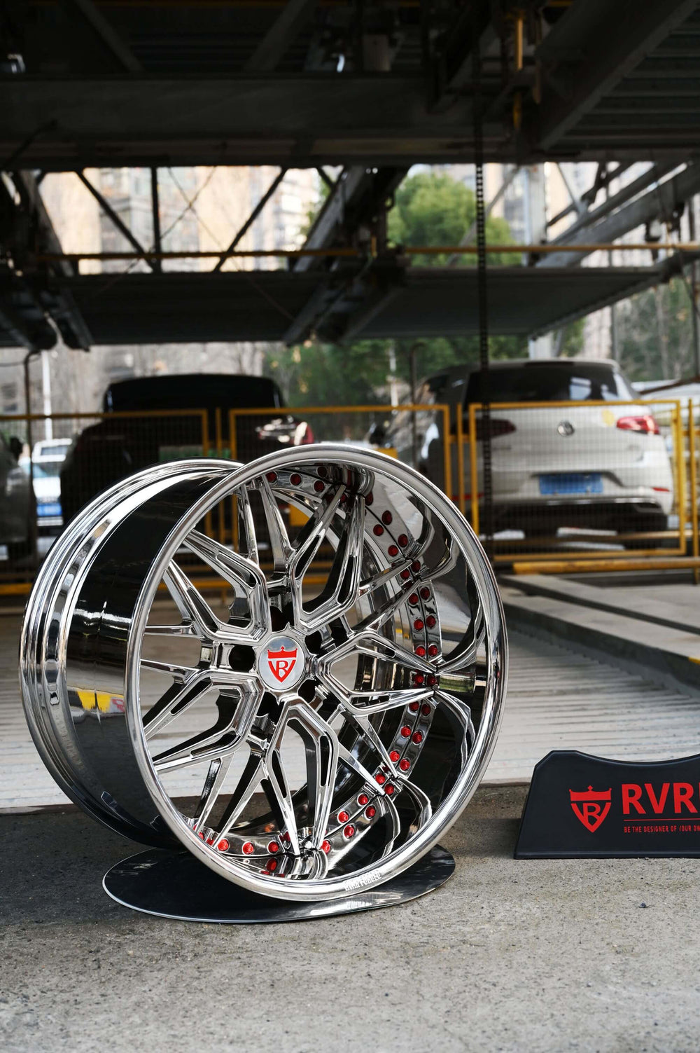 Classic meets modern with custom-built RV-T081 wheels on 1973 Camaro