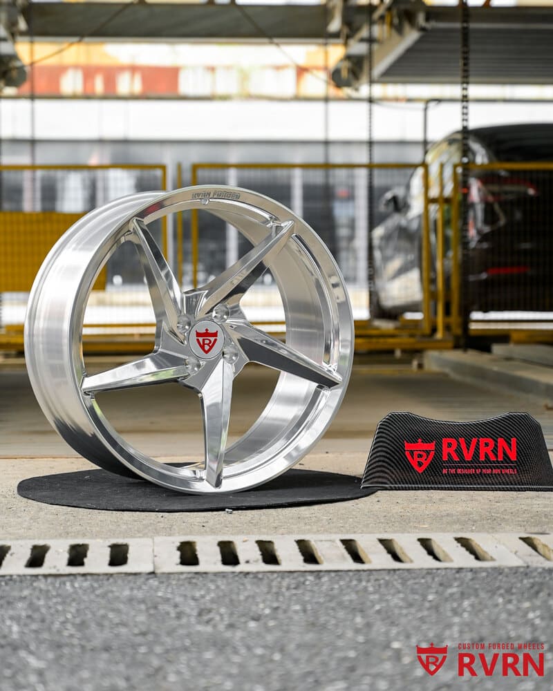 RVRN RV-MC35 Mustang polished 5 spoke wheel design