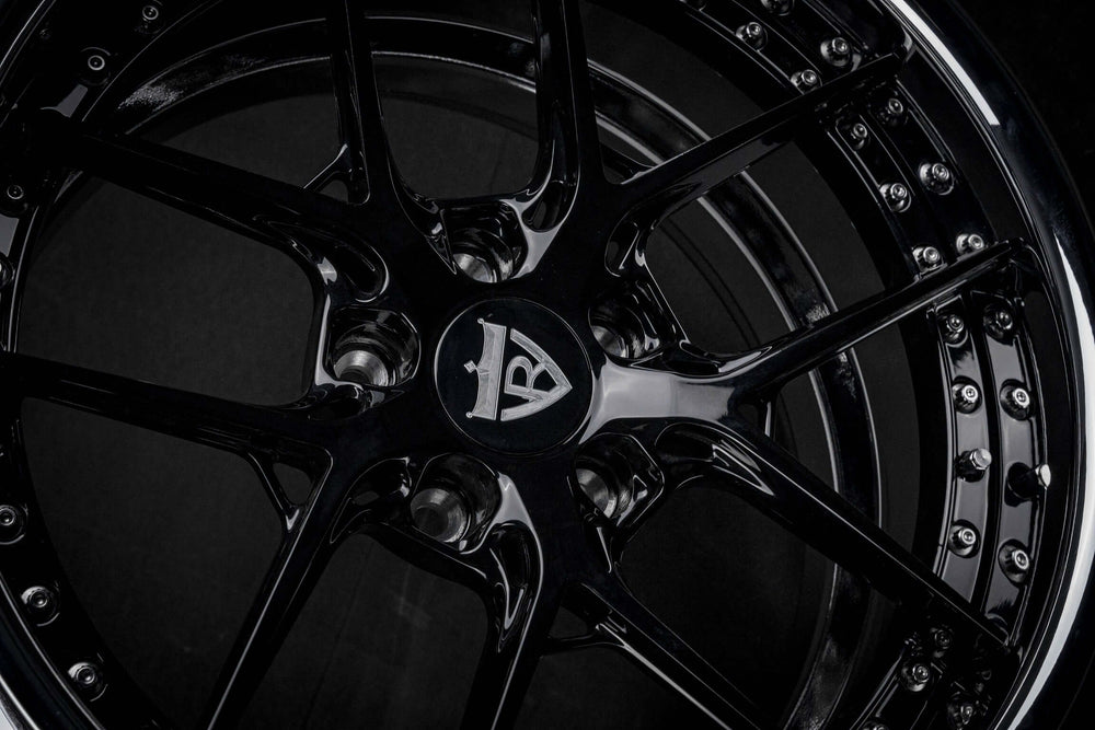 Custom black wheels for 1994 Mustang GT with GT500 style and polished finish. Perfect upgrade for classic Mustang enthusiasts.