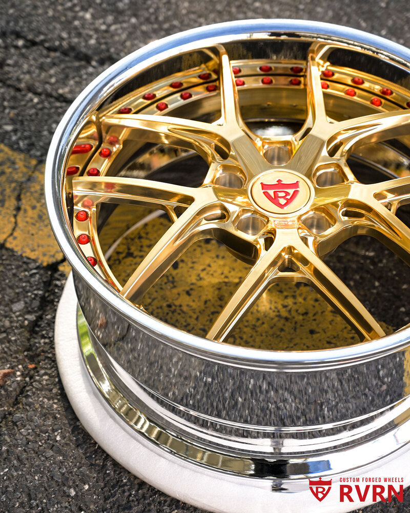 Custom forged RV-DR08 19-inch staggered rear wheels for Corvette