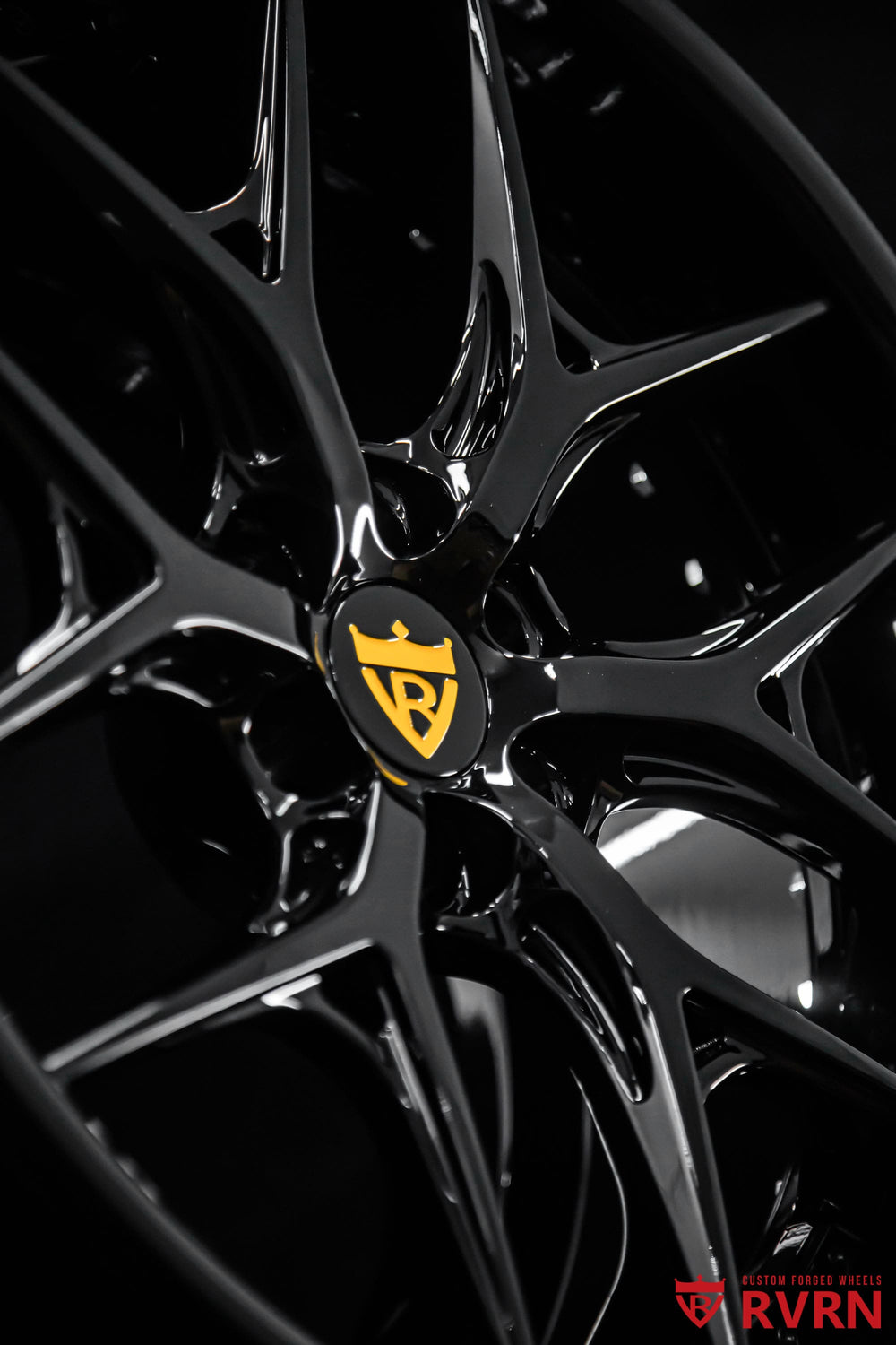 Close-up of the RV-DR08D Y-spoke design on custom Dodge Viper black wheels, showing the 20x10 front wheel in gloss black