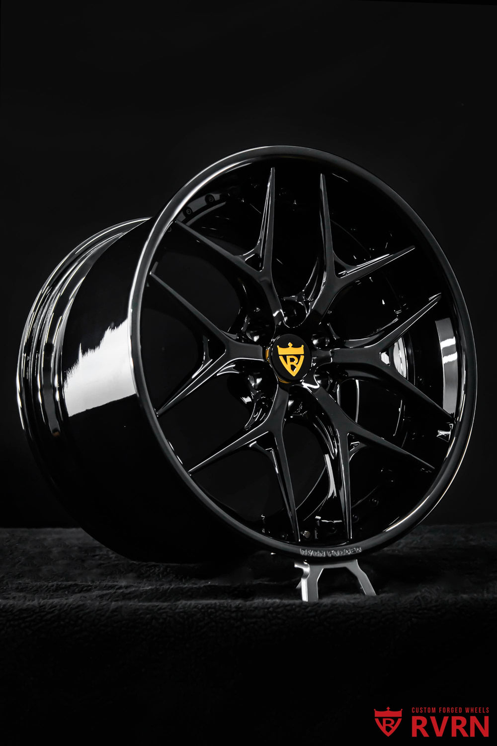 Front three-quarter view of a 2001 Dodge Viper GTS on RVRN RV-DR08D custom Y-spoke black wheels, 20x10 front and 20x13 rear