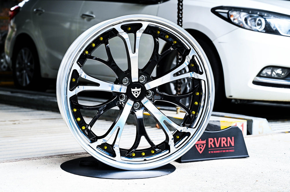 2001 Lincoln Town Car on RVRN RV-DL09 custom forged wheels in polished black - 06
