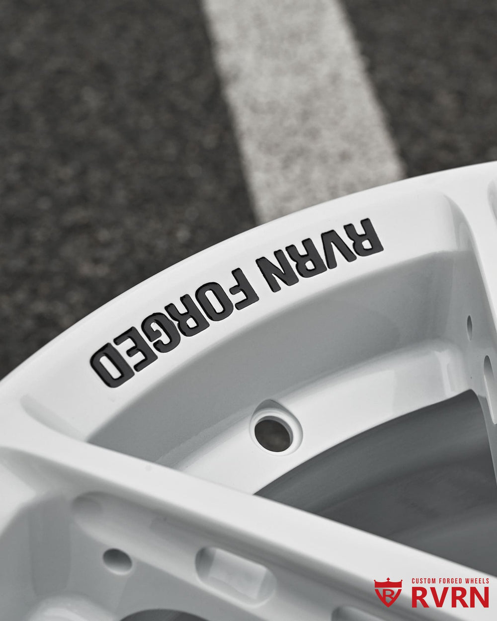 RV-MR01 ivory white finish close up concave wheels Lexus GS300 custom paint high quality forged wheel