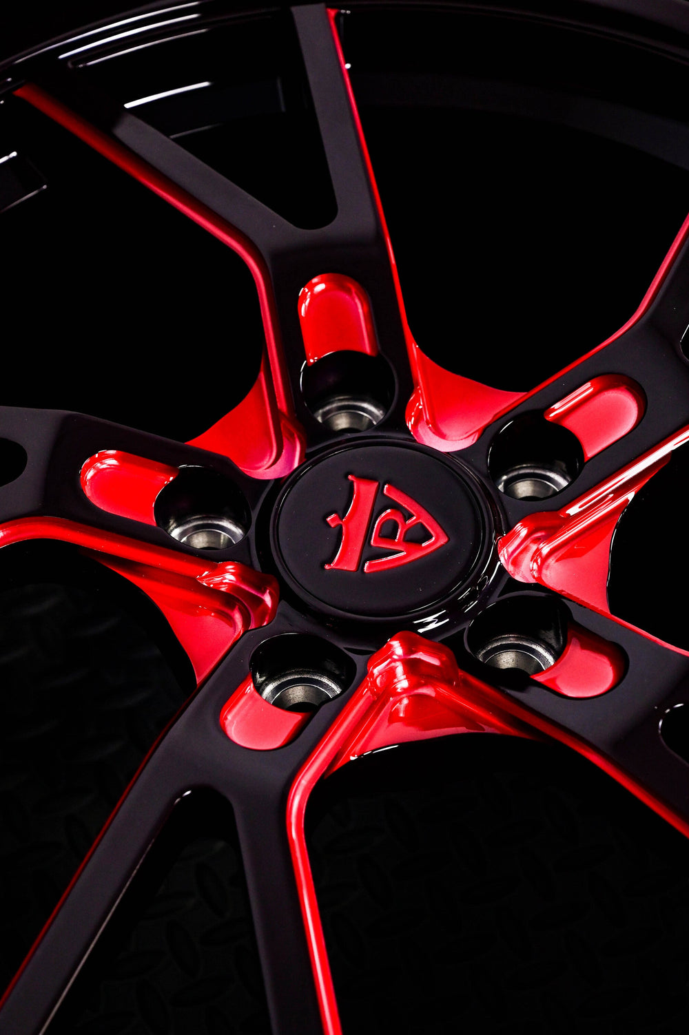 2006 Chevrolet Corvette Base on RVRN RV-MR12 forged wheels in Gloss Black and Gloss Red Spoke and Gloss Black Barrel (photo 06)