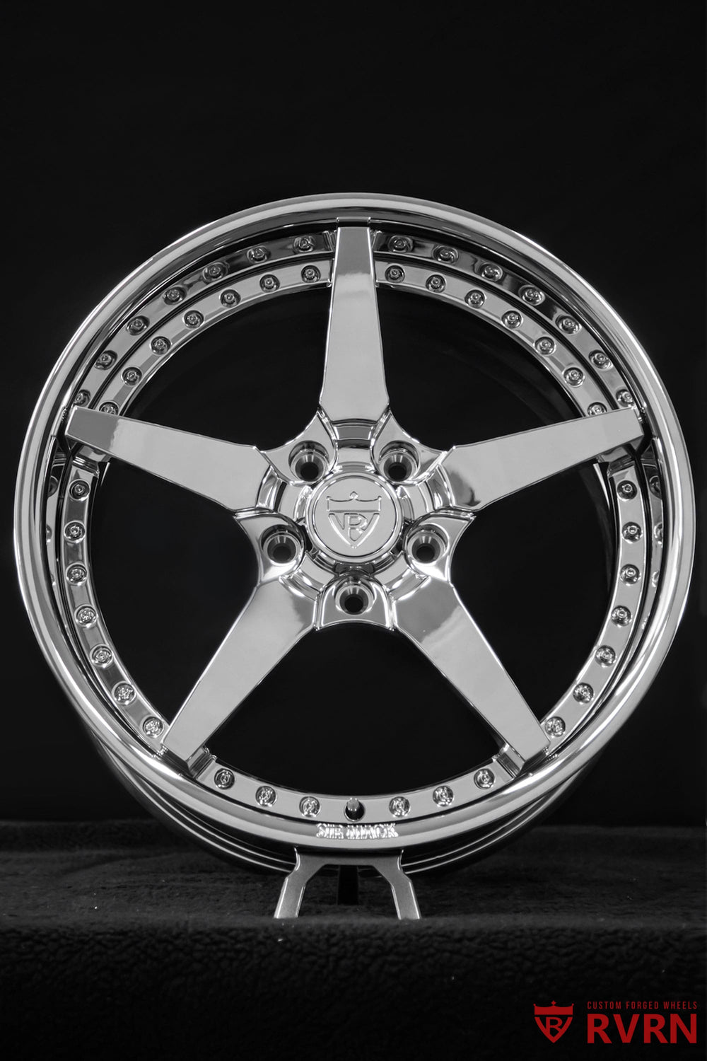 Front three-quarter view of a 2007 Chevrolet Corvette C6 Base on RVRN RV-DF14 2-piece custom forged 5 spoke chrome wheels, 18x8.5 +42 front and 19x10 +67 rear.