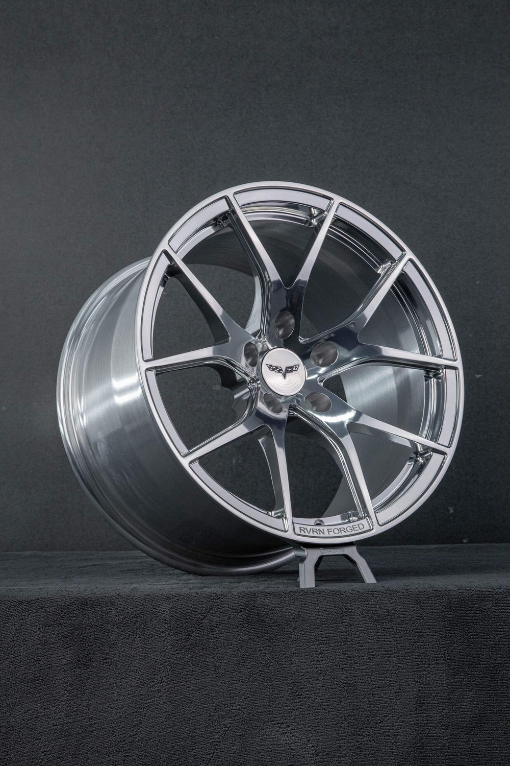 Front angled view of RV-MC24 polished aluminum forged wheels on a 2007 C5 Corvette Z06.