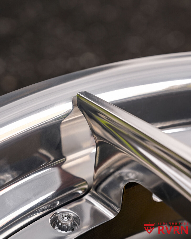 Forged 2-piece polished aluminum wheels with deep lip Corvette C6