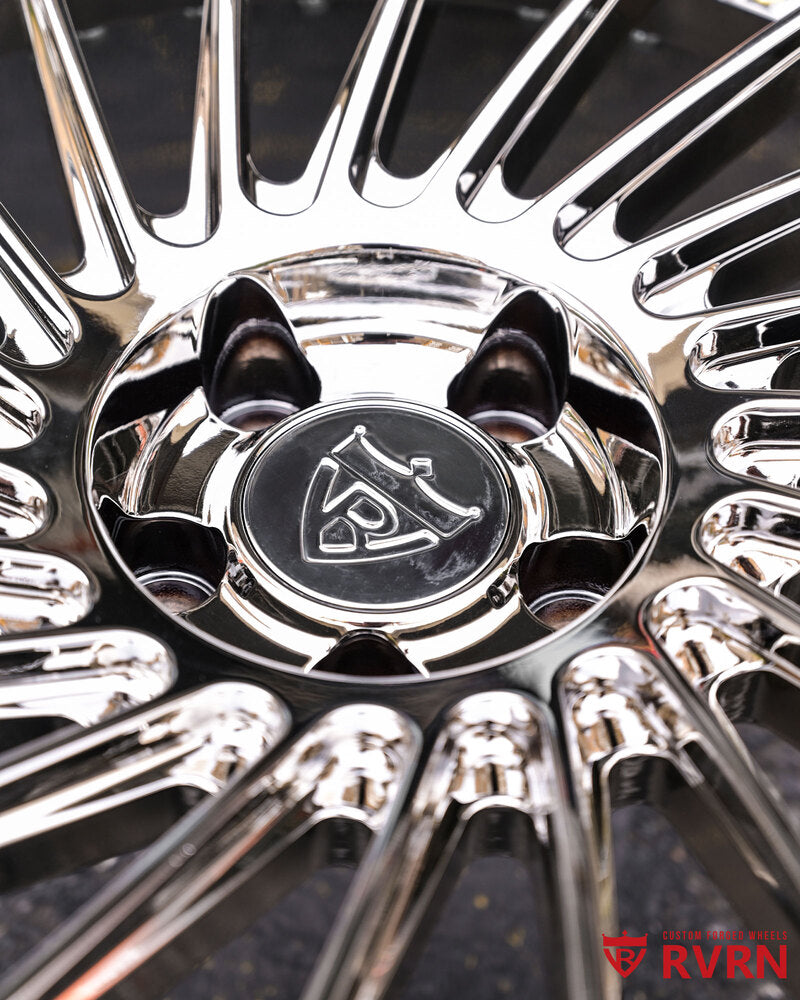 Custom aftermarket chrome rims RV-DN01 fitted on Mercedes Benz CL600