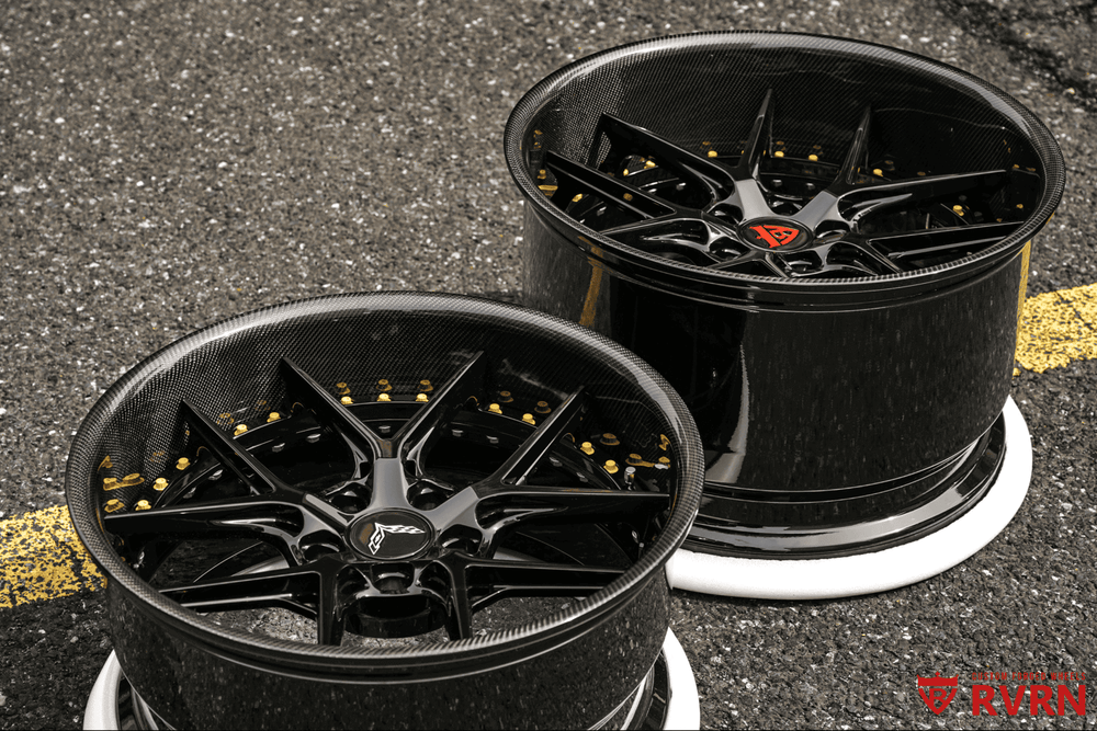 Custom yellow accent forged wheel close-up – Corvette aftermarket 20x12.5 rim