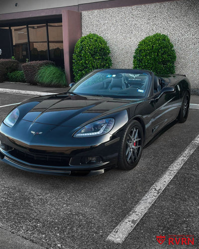 Front close view of a 2007 Corvette C6 Base Convertible on RVRN RV-DR08D Y-spoke deep dish forged rims with gunmetal spokes and gloss black barrel.