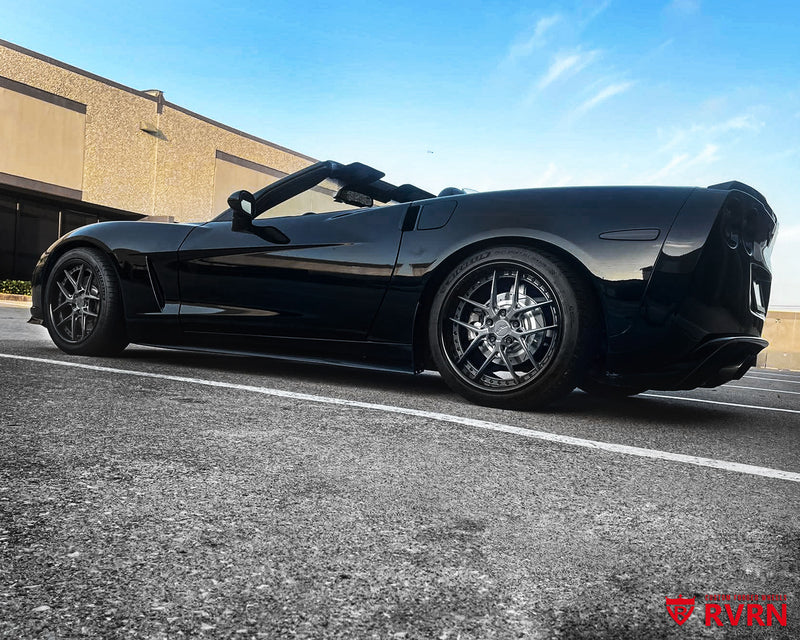 Rear view of a Corvette C6 equipped with RV-DR08D forged wheels.