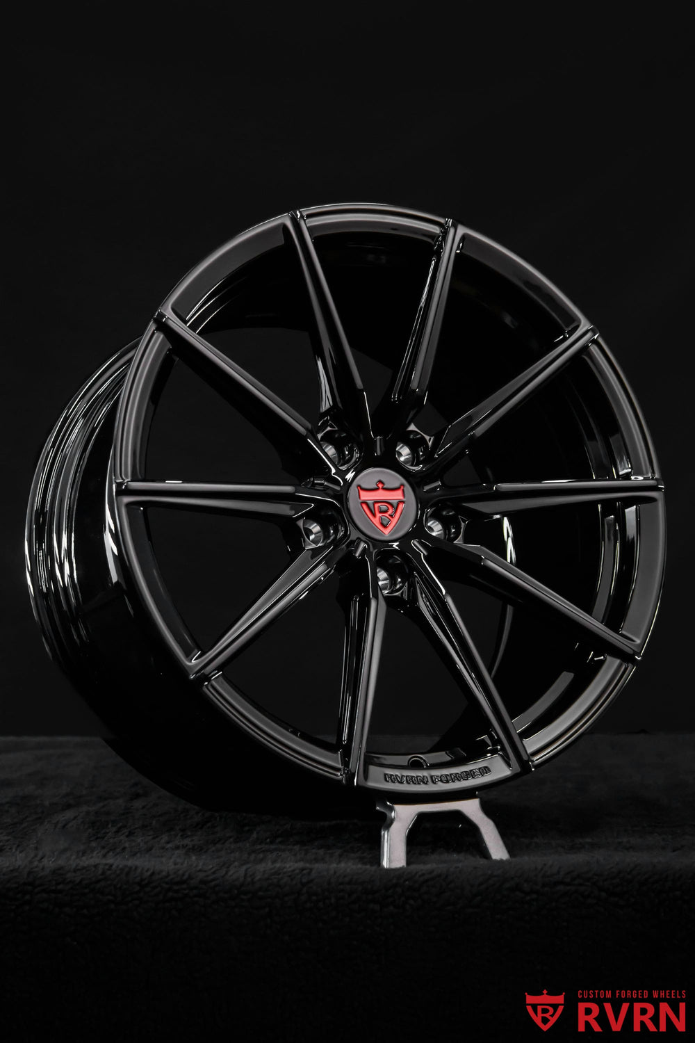 Side angle of RVRN RV-MJ02 one-piece forged wheels in gloss black for a 2008 Corvette C6 Z06, 18x9.5 and 19x12