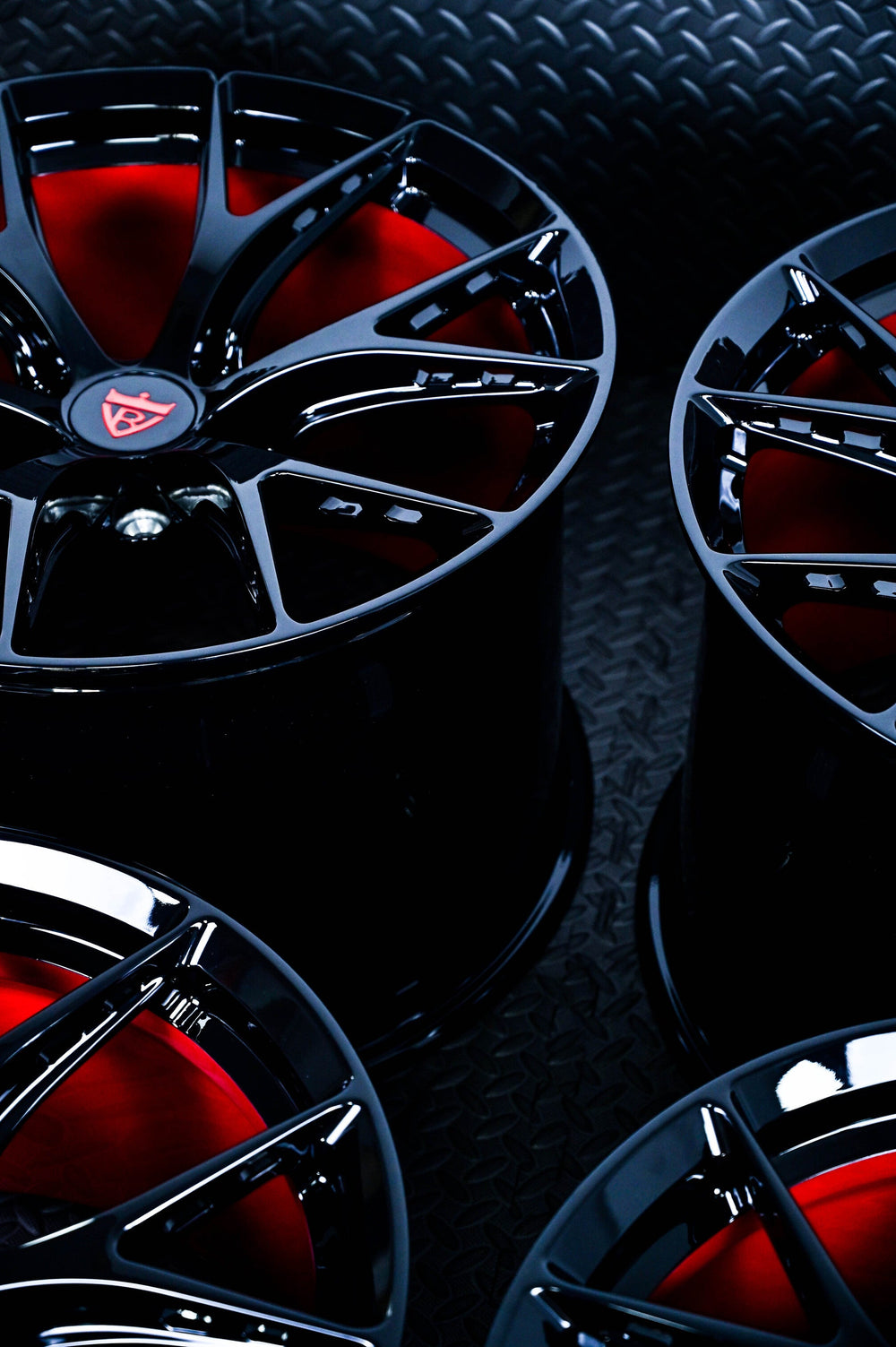 2008 Dodge Viper on RVRN RV-MR01 forged wheels in Gloss Black Spoke with Red Inner Barrel (photo 08)