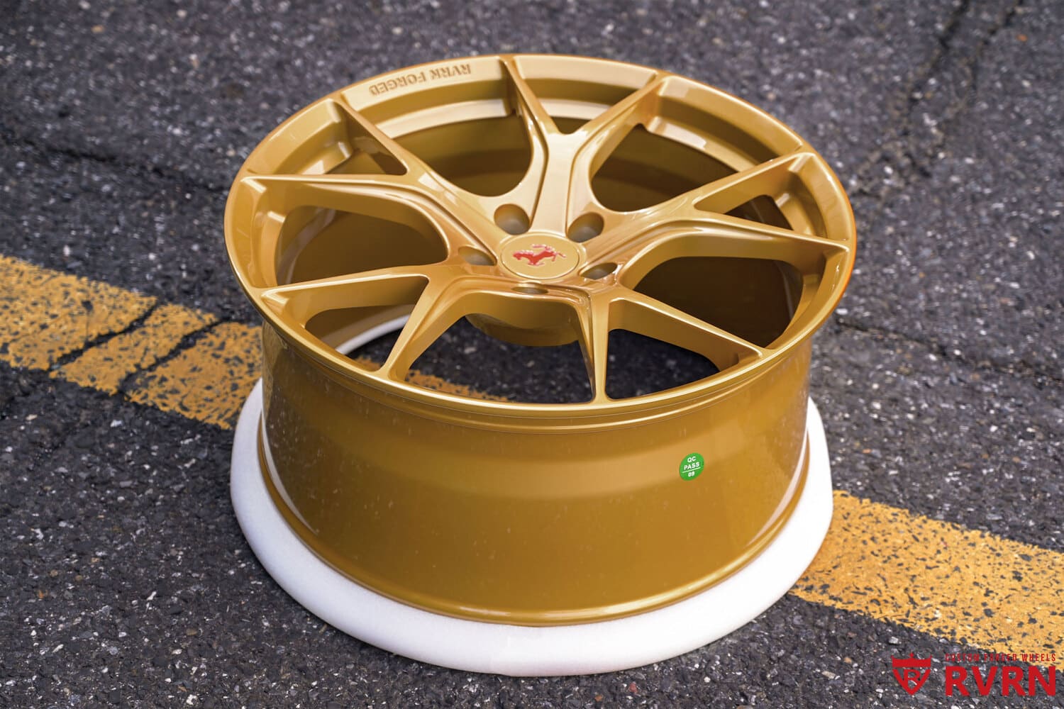 	Side profile of RV-MF02 monoblock rims for Ferrari California