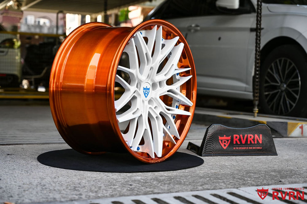 Detail shot of RV-C081 custom forged Mustang wheels