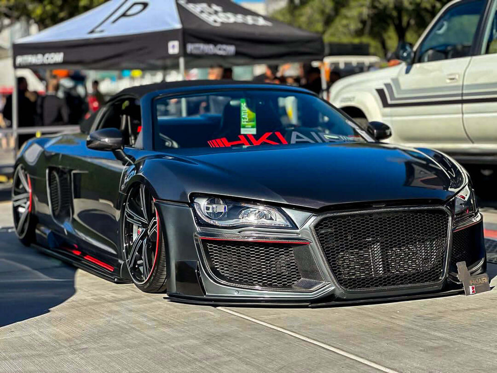 2011 Audi R8 V10 on RVRN RG-01 forged wheels in Gloss Black and Silver (photo 12)