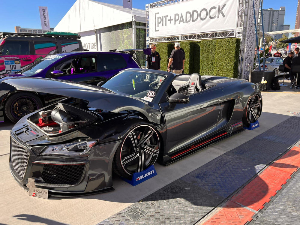 2011 Audi R8 V10 on RVRN RG-01 forged wheels in Gloss Black and Silver (photo 13)