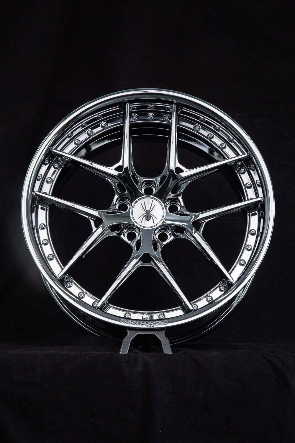 Side view of 2012 Camaro SS showing RV-DR08D custom chrome wheels