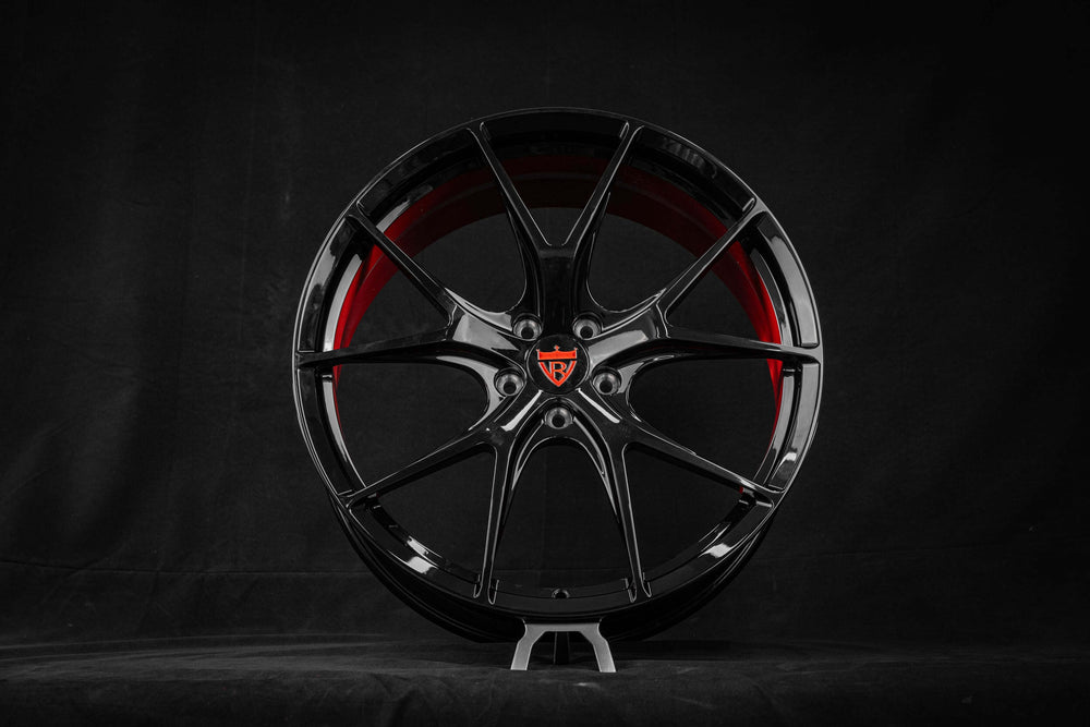 AMG 21 inch wheels on Mercedes ML63 AMG custom forged by RVRN