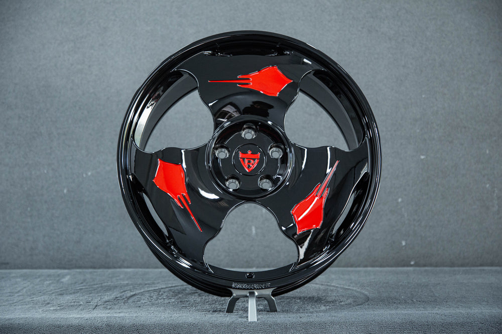 Front angle of Corvette C7 Z51 with RV-MC20 black and red forged wheels