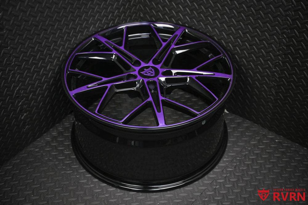 Front angle of RV-MR20 forged wheels on a C7 Corvette Stingray in purple and black finish