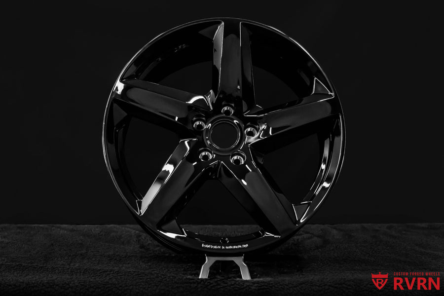 2015 Corvette C7 Stingray with Z51 Package Gloss Black Wheels: RV-MT02