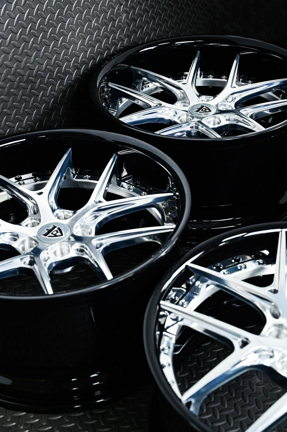 Precision-machined RV-DR08D forged wheel in progress