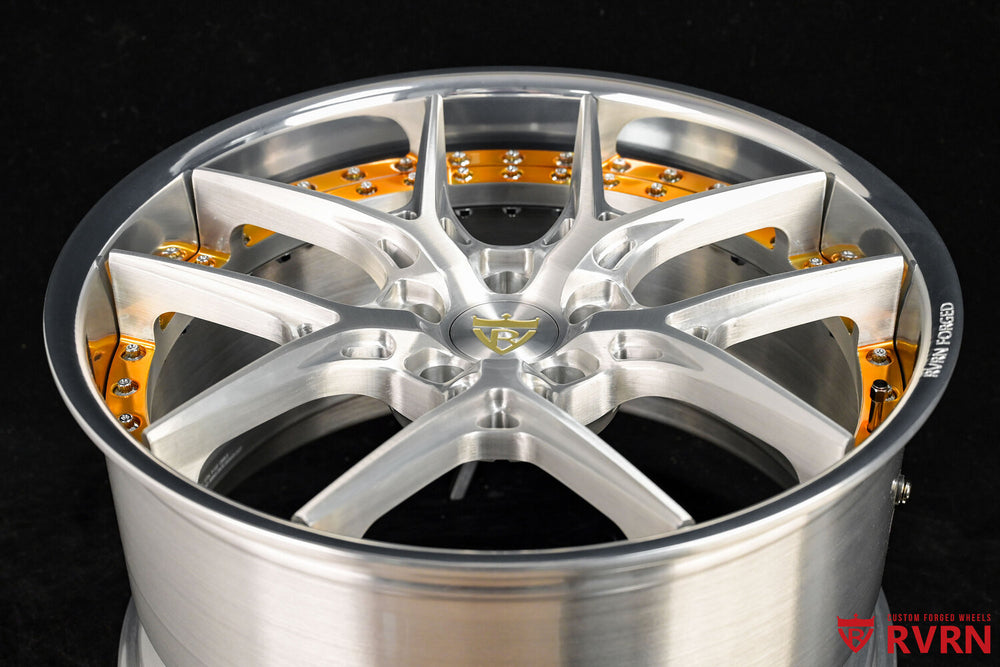 Design your own wheels for Corvette Stingray RV-DR08D