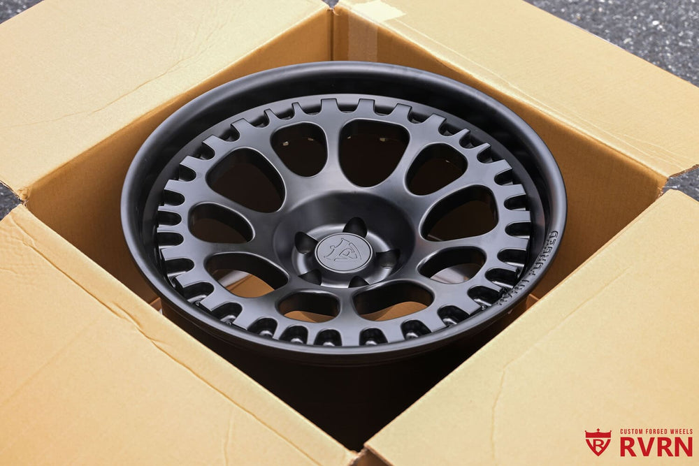 Custom forged Mustang GT wheel RV-DF03 with deep polished front lip