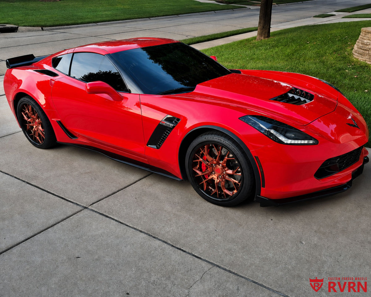 2016 Corvette C7 Z06 on RVRN RV-DR16 2-piece deep dish custom forged wheels in Polished Rose Gold Spoke with Gloss Black Barrel, front three-quarter view with 19x10 front and 20x12 rear staggered fitment.