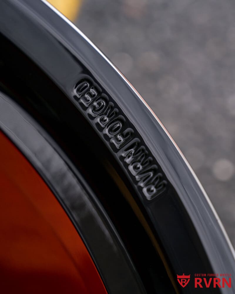 Gloss black finish detail on RV-MR05 forged wheels