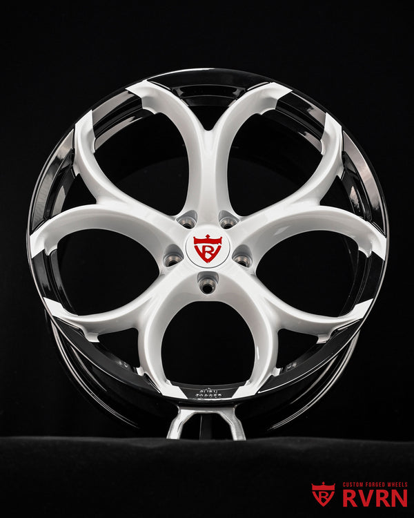 RV-MS016 forged wheel front view showing ivory white spokes and gloss black barrel for 2017 Jaguar F Type